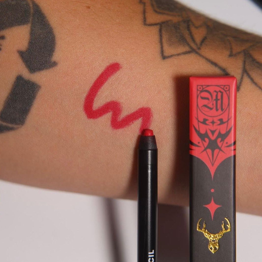 ☀️LIPART PENCIL "MONICA"☀️